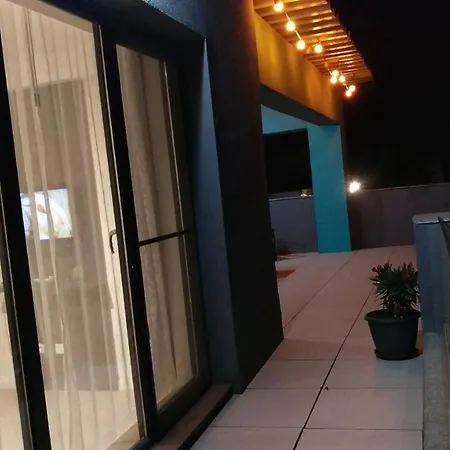 Mamaia Nord アパート