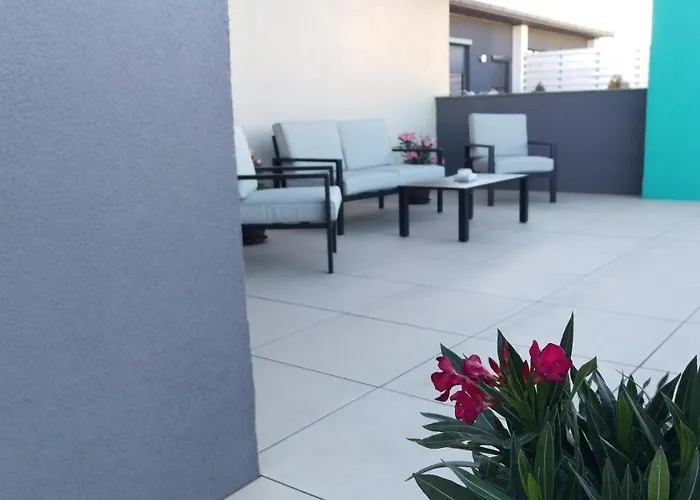 Mamaia Nord アパート *